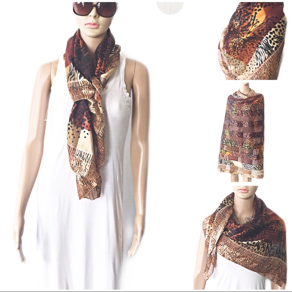 Infinity Large Leopard Scarf - Picture 7 of 7